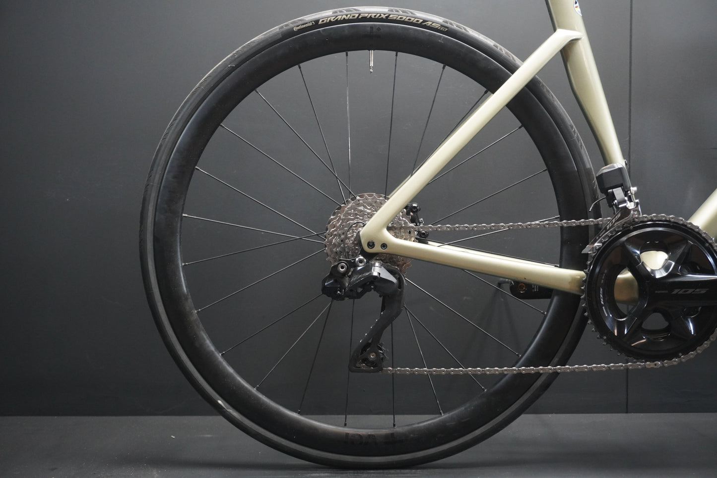 Specialized Tarmac SL7 Comp 105 Di2 Carbon Disc Road Bike 2024  - 56 cm