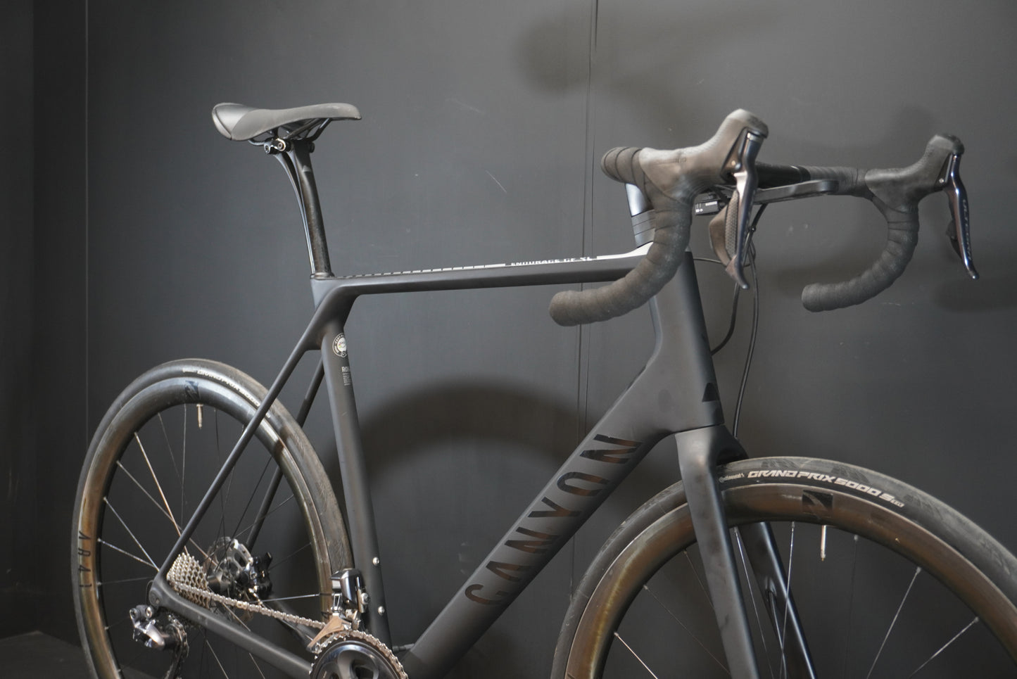 Canyon Endurace CF SL 8.0 Aero Di2 & P/M  Carbon Disc Road Bike 2020 - XL