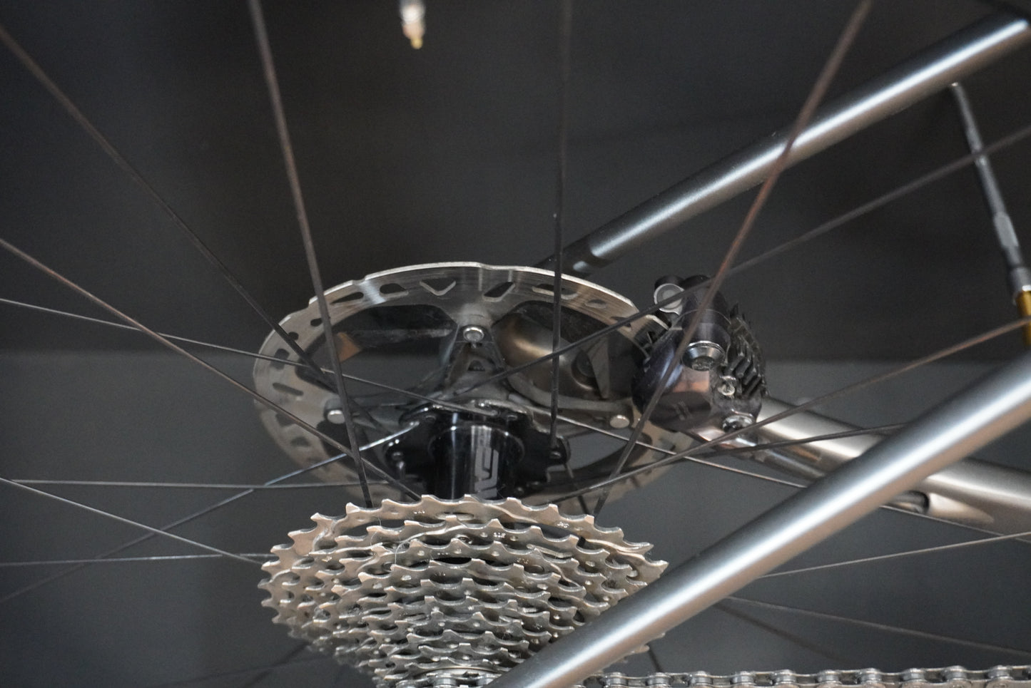 ENVE Melee Ultegra Di2 Carbon Disc Road Bike 2024 - 56cm