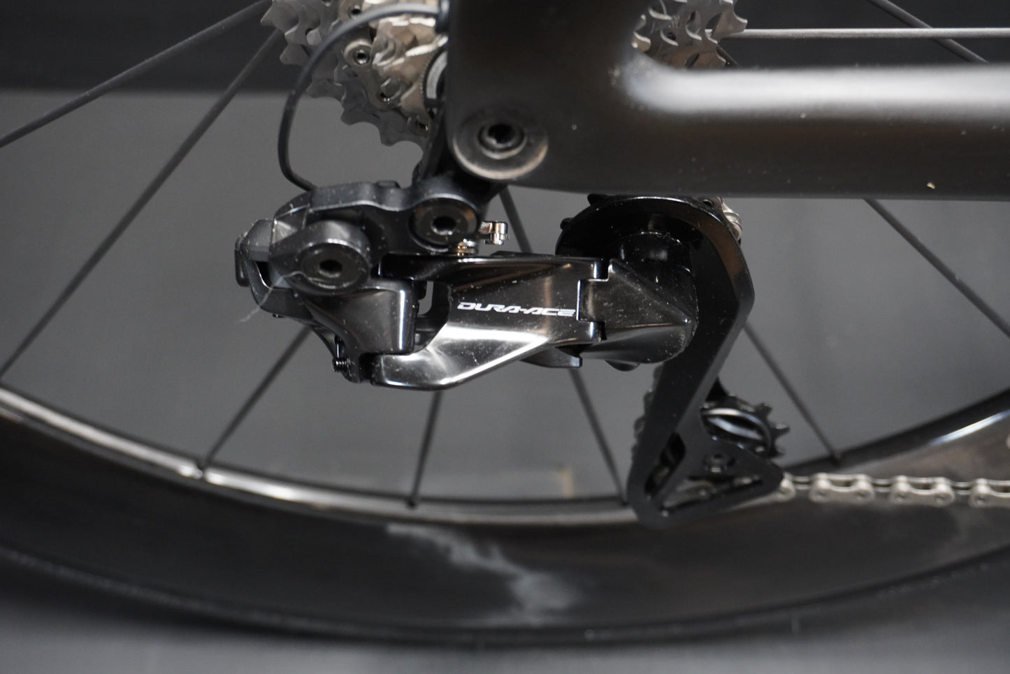 Canyon Aeroad CFR Dura-Ace Di2 Carbon Disc Road Bike 2024 - Medium