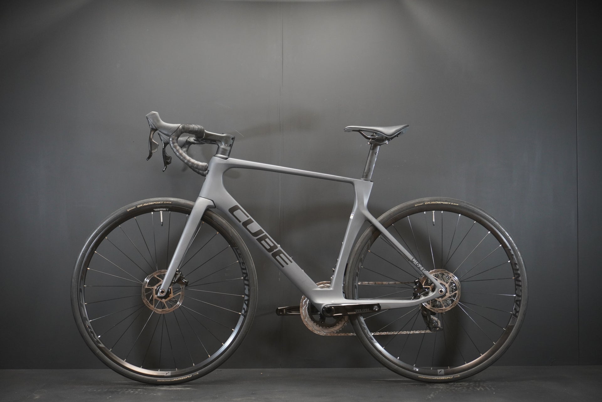 Cube Agree Pro C:62 AXS Carbon Disc Road Bike 2023 - 56cm