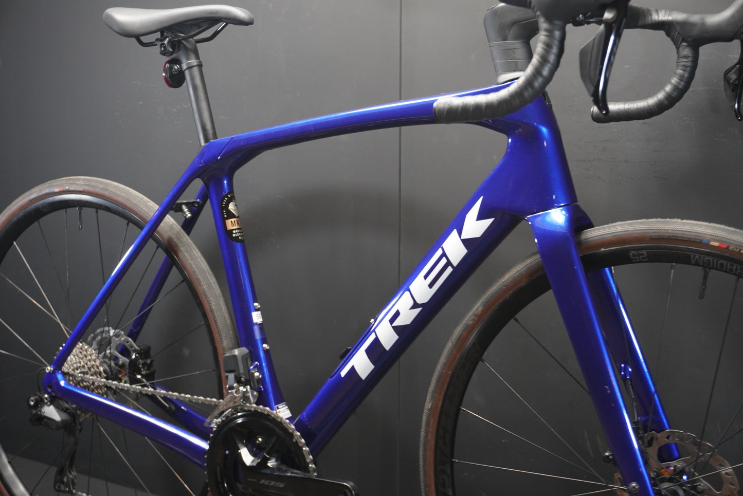 Trek Domane SL6 Gen 4 105 Di2  Carbon Disc Road Bike 2024 - 56cm