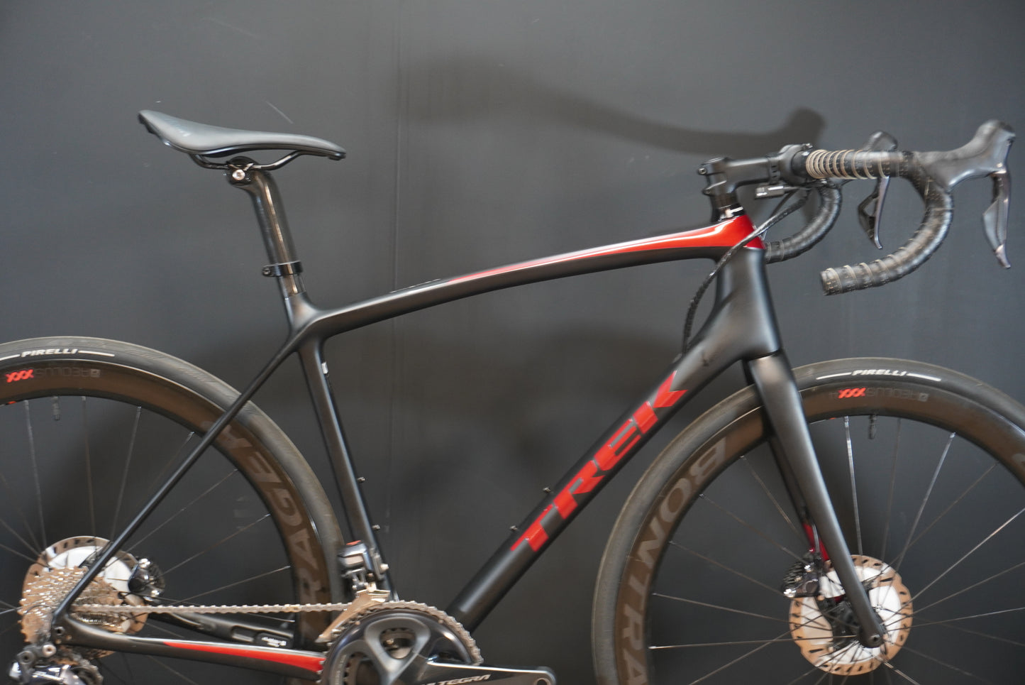 Trek Emonda SLR Ultegra Di2 Carbon Disc Road Bike - 2022 - 56cm