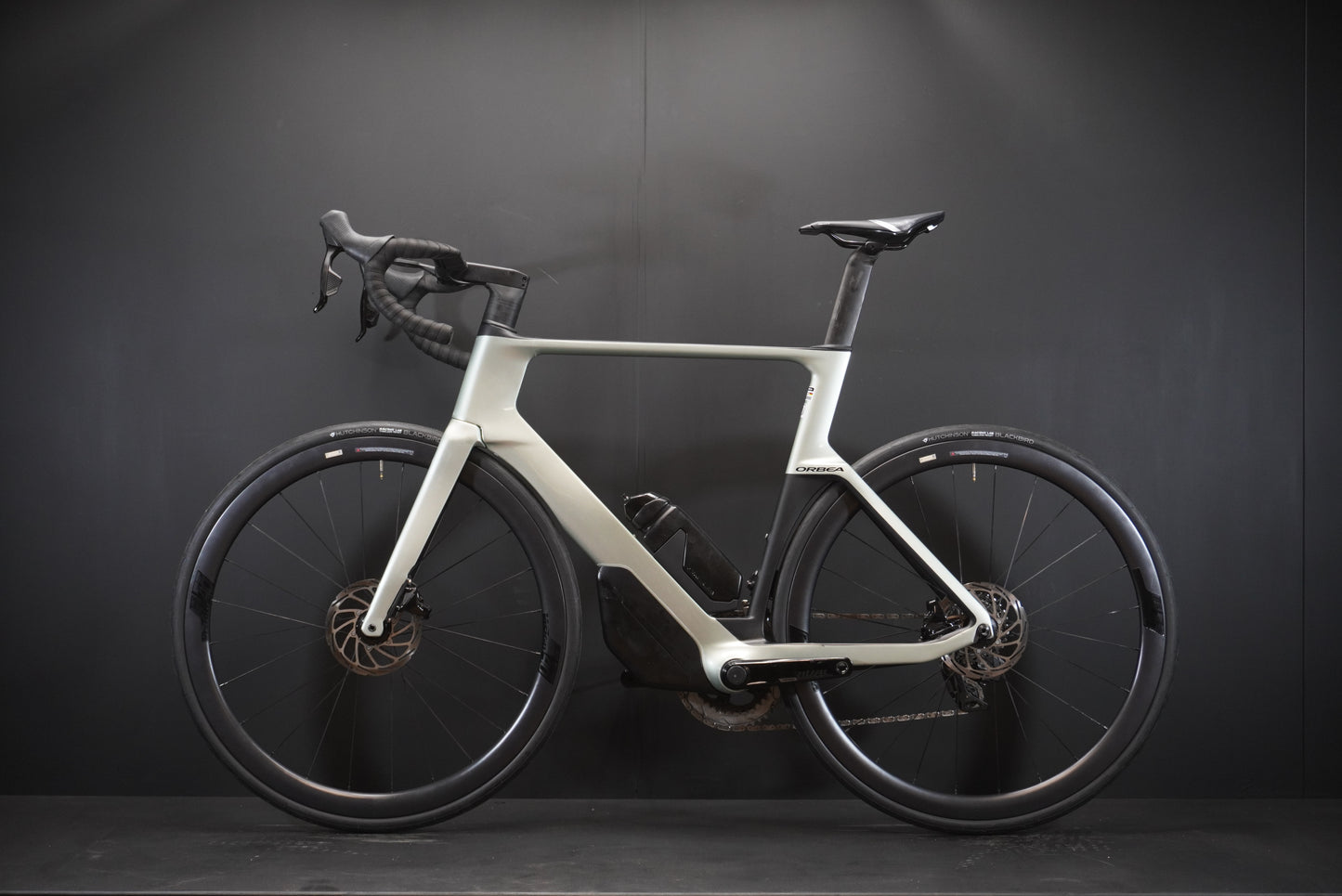 Orbea Orca Aero M31e LTD Rival AXS & P/M Carbon Disc Road Bike 2022 - 57cm - Upgraded Wheels