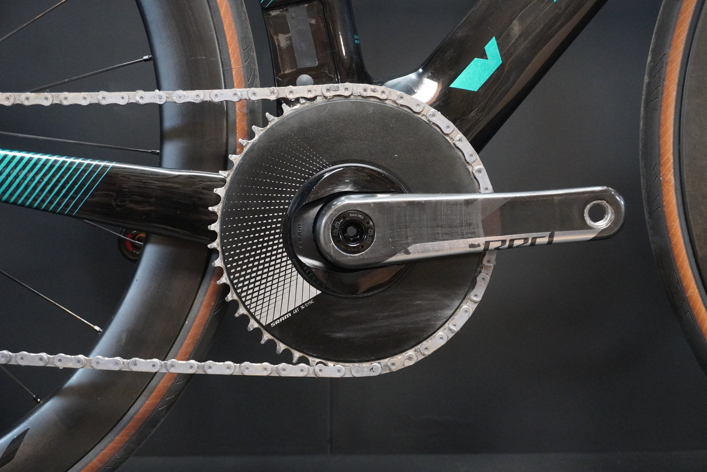Vitus Auro Carbon SRAM Red AXS Carbon Disc TT Bike - 2023 - Small