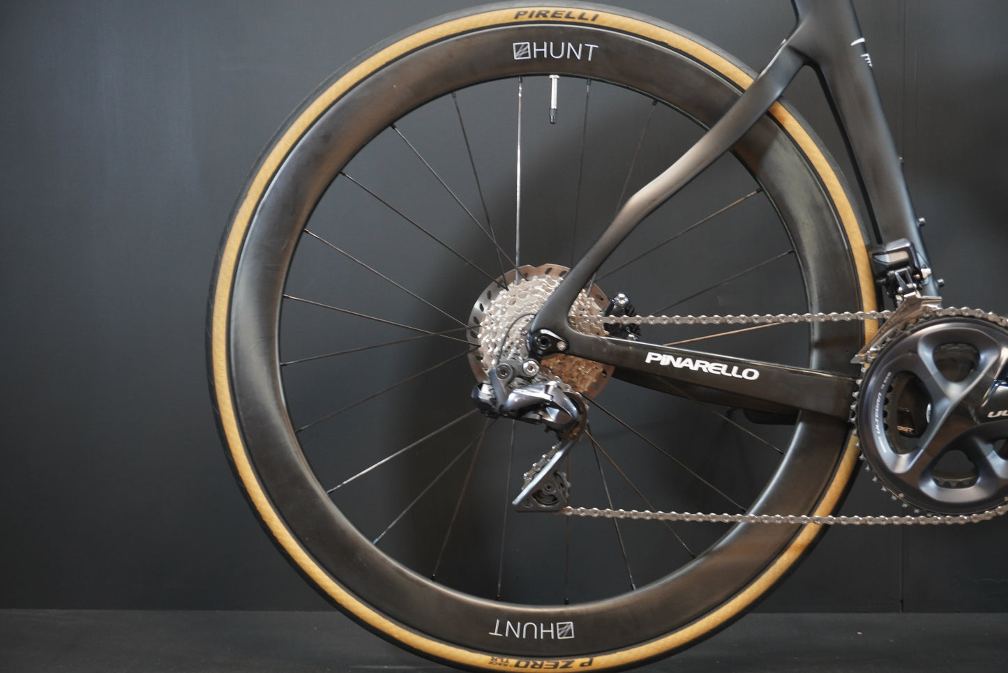 Pinarello Dogma F12 Di2 Carbon Disc Road Bike 2021 - 540mm