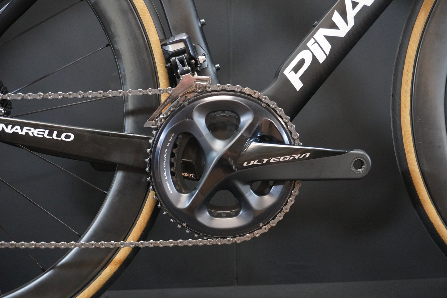 Pinarello Dogma F12 Di2 Carbon Disc Road Bike 2021 - 540mm