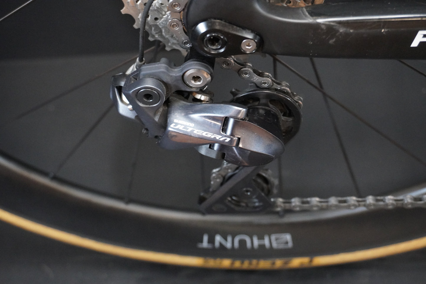 Pinarello Dogma F12 Di2 Carbon Disc Road Bike 2021 - 540mm