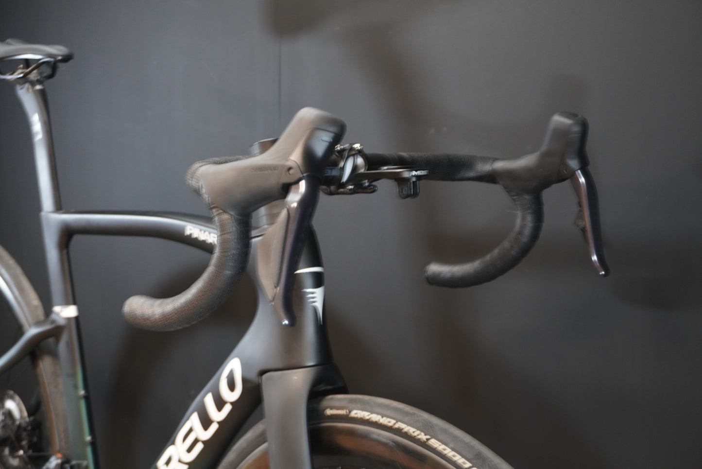 Pinarello F9 Fastest Green Ultegra Di2 Carbon Disc Road Bike 2025 - 545mm