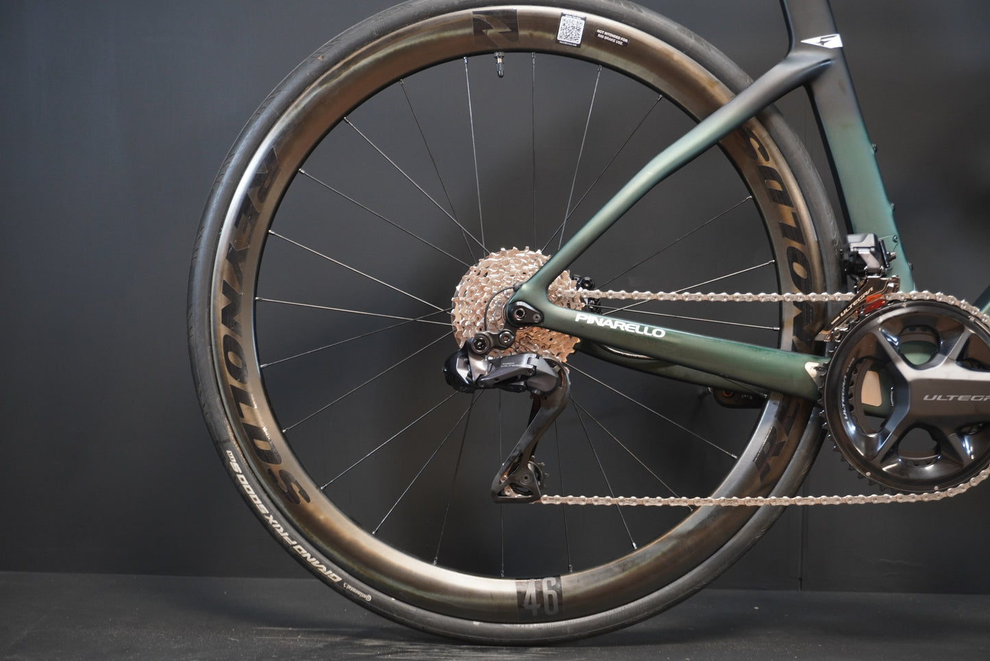 Pinarello F9 Fastest Green Ultegra Di2 Carbon Disc Road Bike 2025 - 545mm