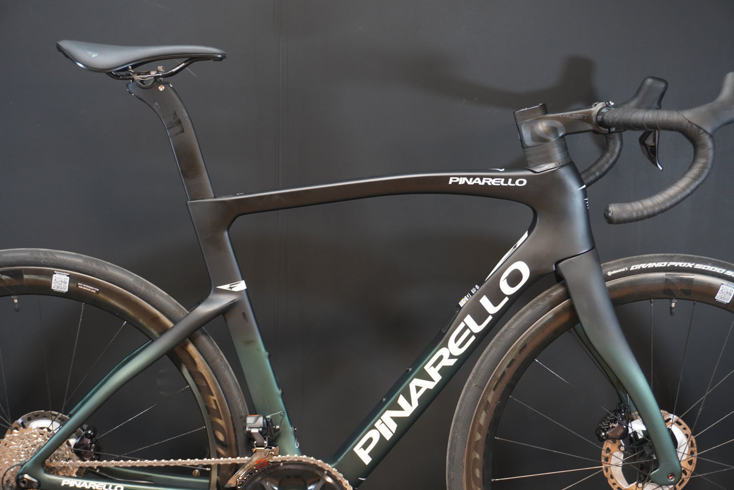 Pinarello F9 Fastest Green Ultegra Di2 Carbon Disc Road Bike 2025 - 545mm
