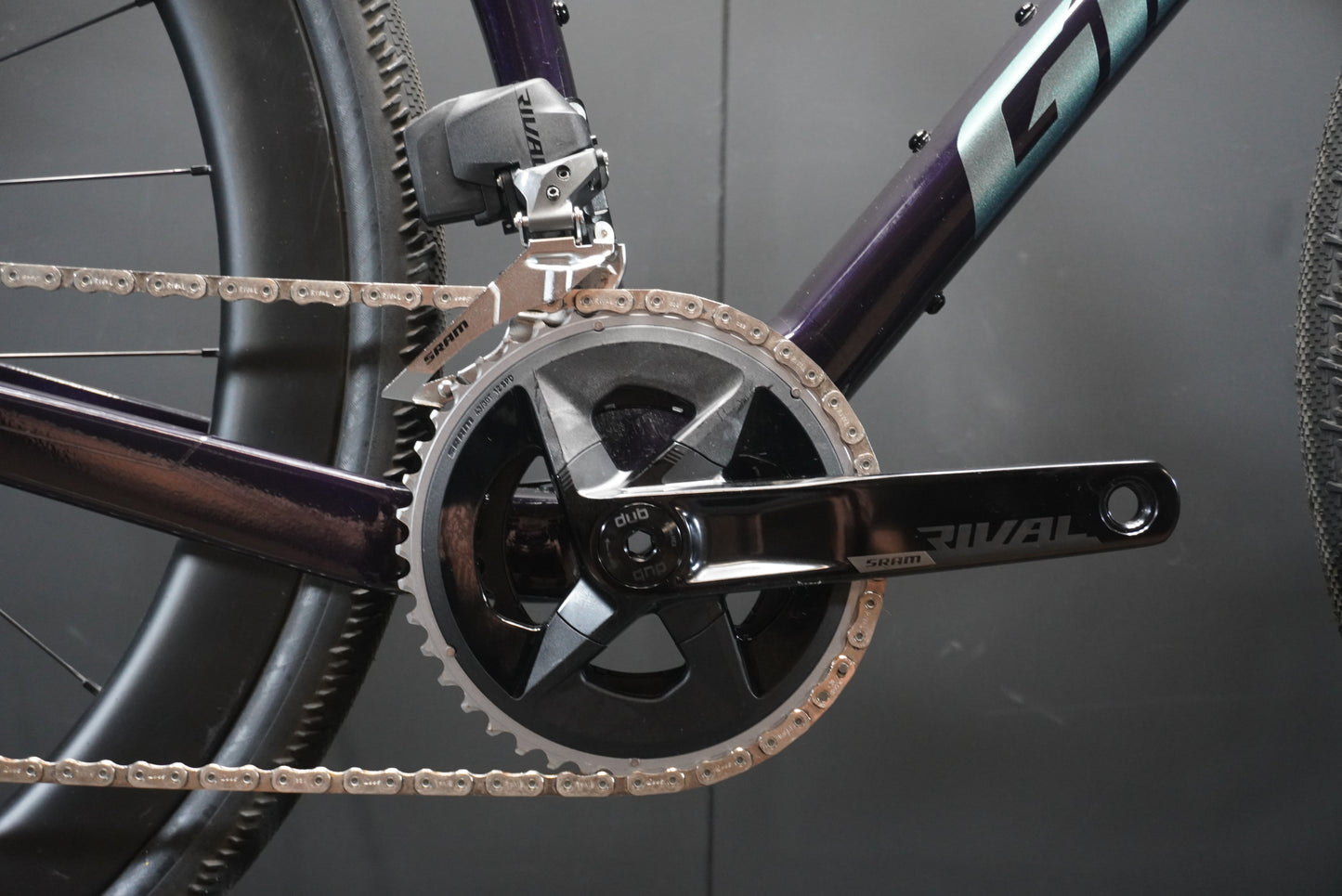 Giant Revolt Advanced Pro 1 AXS Carbon Disc Gravel Bike 2023 - Medium