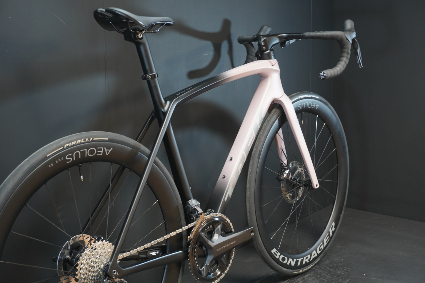 Trek Emonda SLR 7 Ultegra Di2 Carbon Disc Road Bike - 54cm - 2022