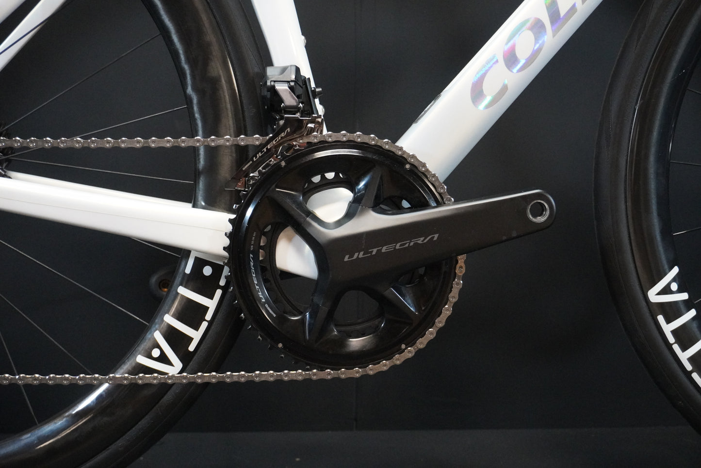 Colnago V4RS Ultegra Di2 Carbon Disc Road Bike 2024 - 48s