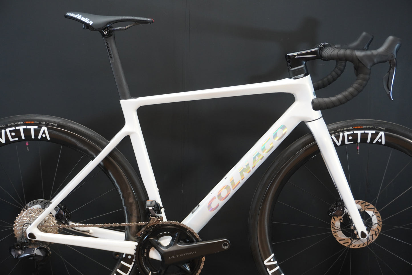 Colnago V4RS Ultegra Di2 Carbon Disc Road Bike 2024 - 48s