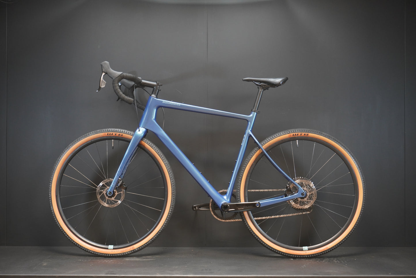 Boardman ADV 9.4 SRAM Rival AXS Carbon Disc Gravel Bike - 2026 - XLarge