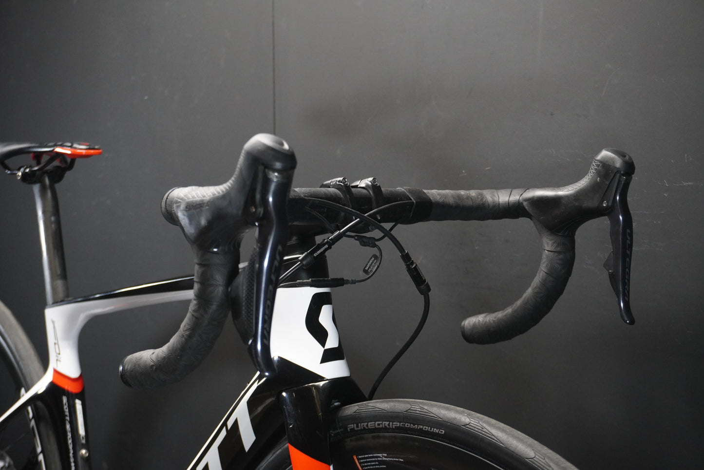Scott Foil 10 Carbon Disc Road Bike 2018 - X-Small