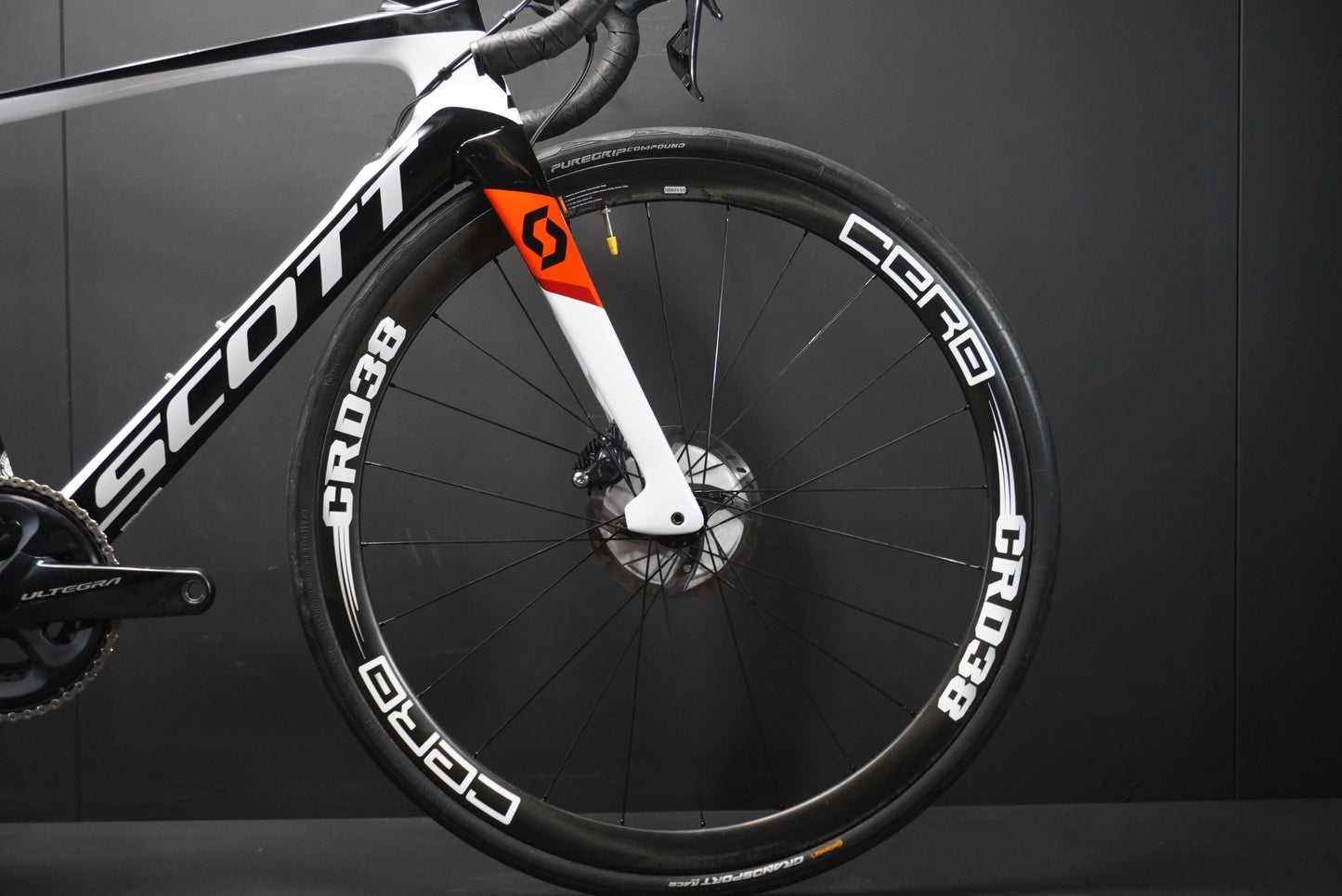 Scott Foil 10 Carbon Disc Road Bike 2018 - X-Small