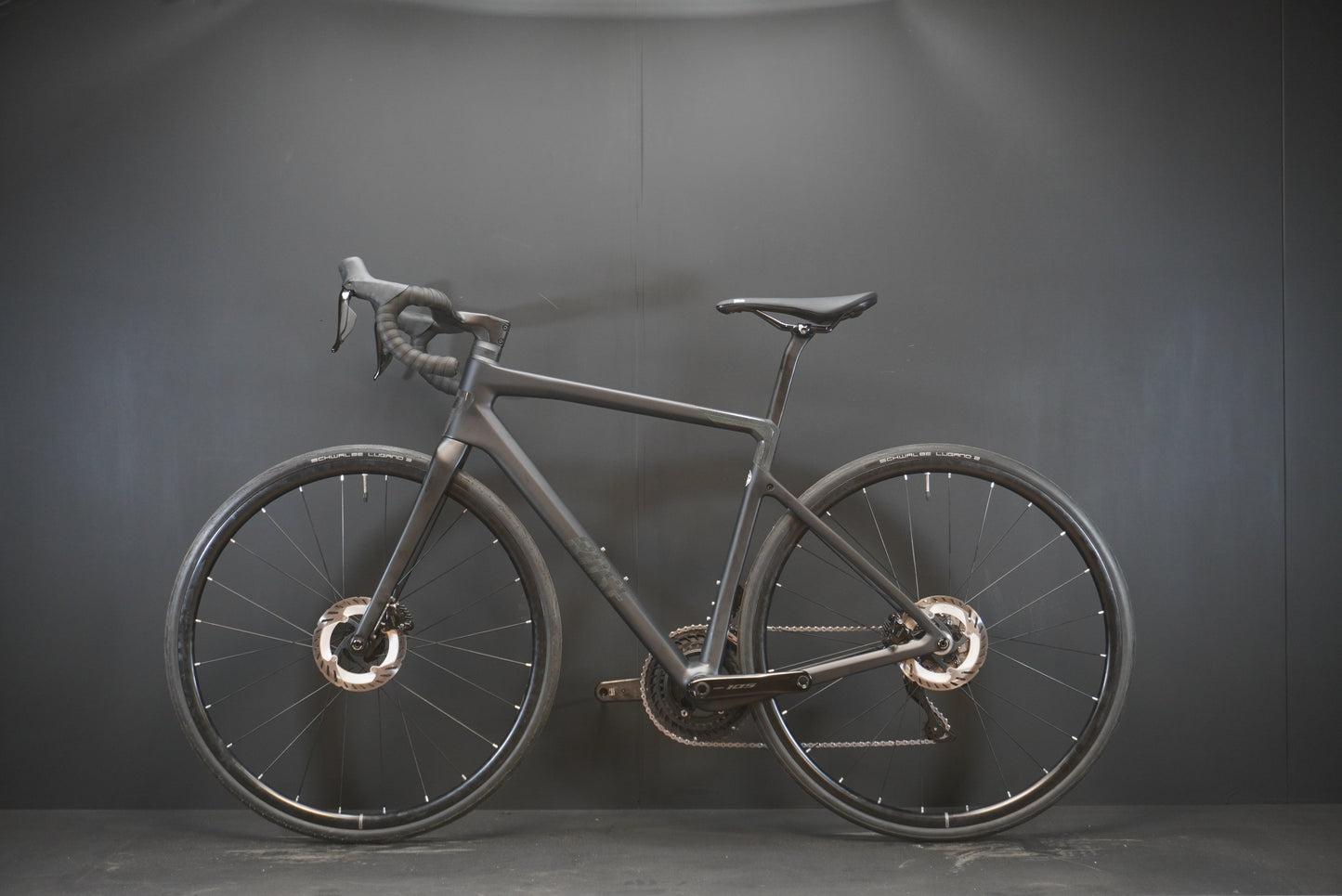 Rose Reveal Six 105 Di2 Carbon Disc Road Bike 2023 - 53cm