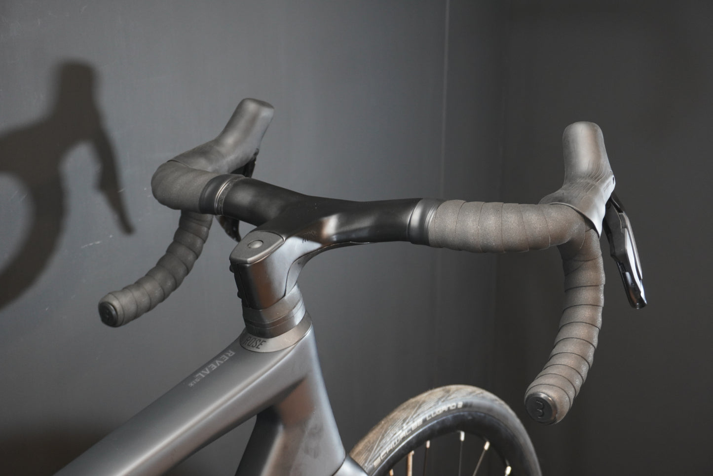 Rose Reveal Six 105 Di2 Carbon Disc Road Bike 2023 - 53cm