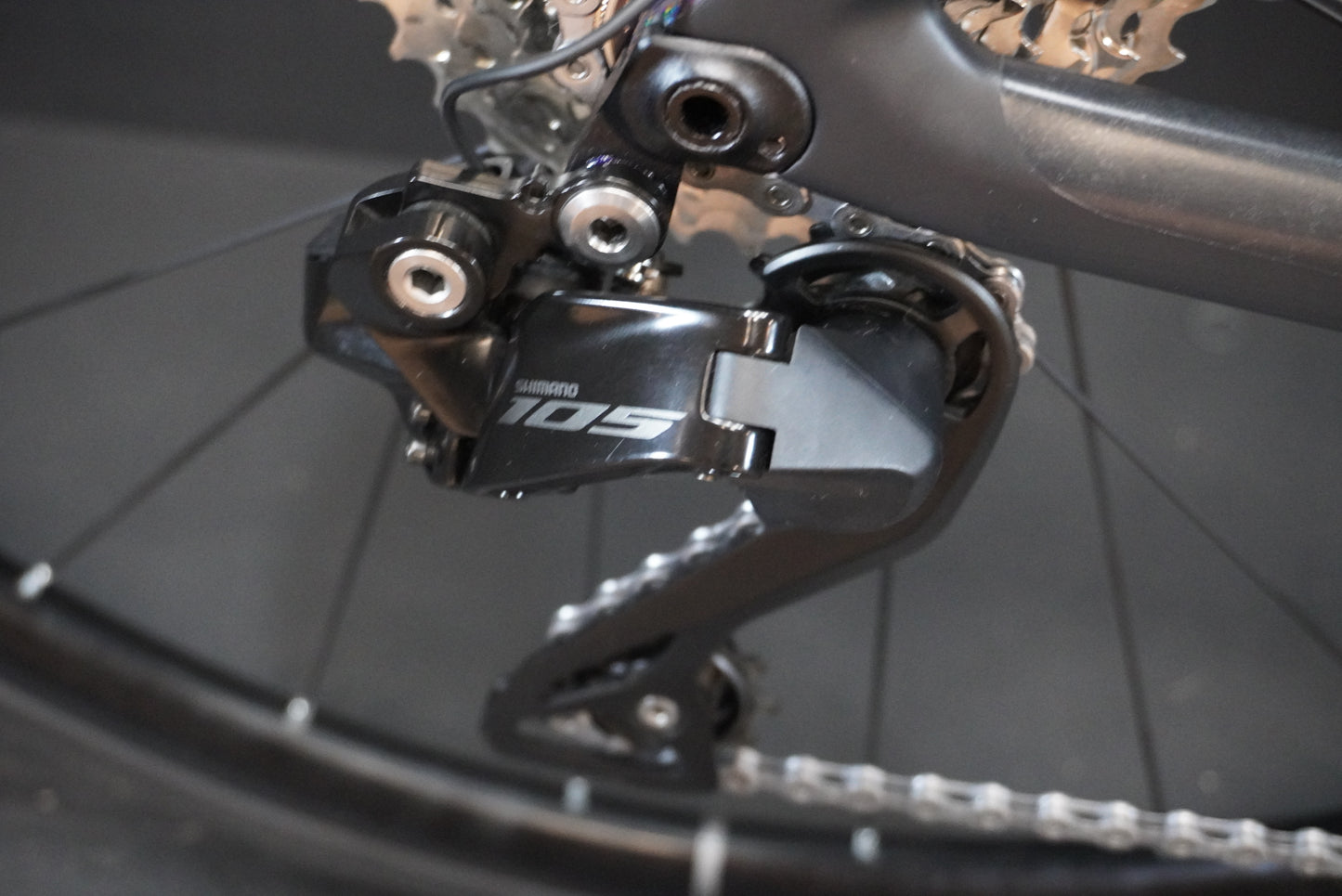 Rose Reveal Six 105 Di2 Carbon Disc Road Bike 2023 - 53cm