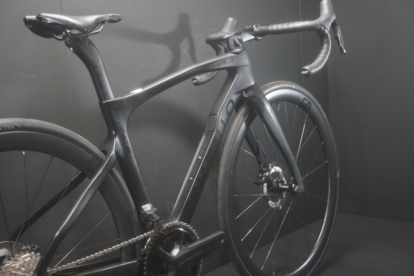 Pinarello Prince Ultegra Di2 Carbon Disc Road Bike 2023 - 46cm