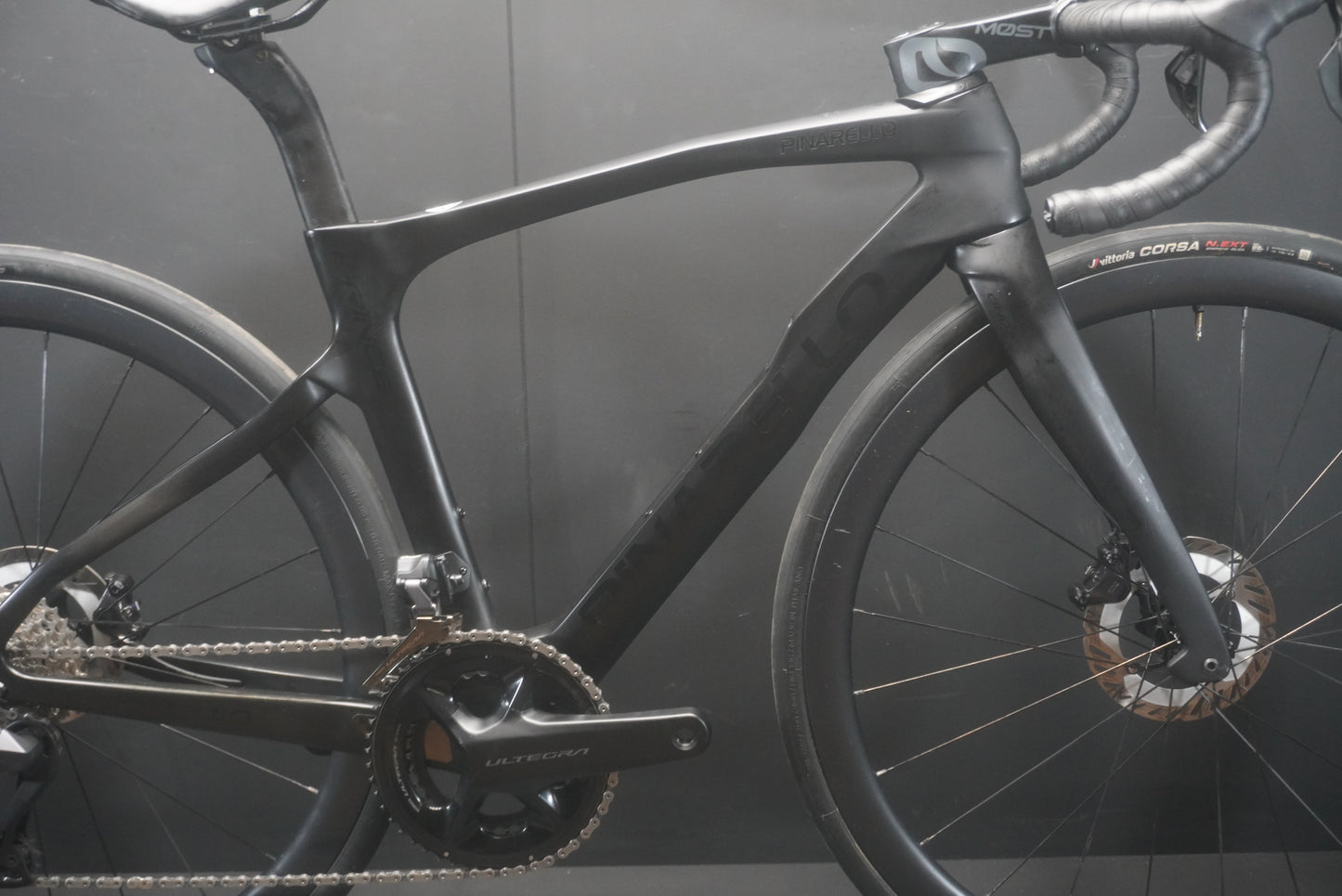 Pinarello Prince Ultegra Di2 Carbon Disc Road Bike 2023 - 46cm