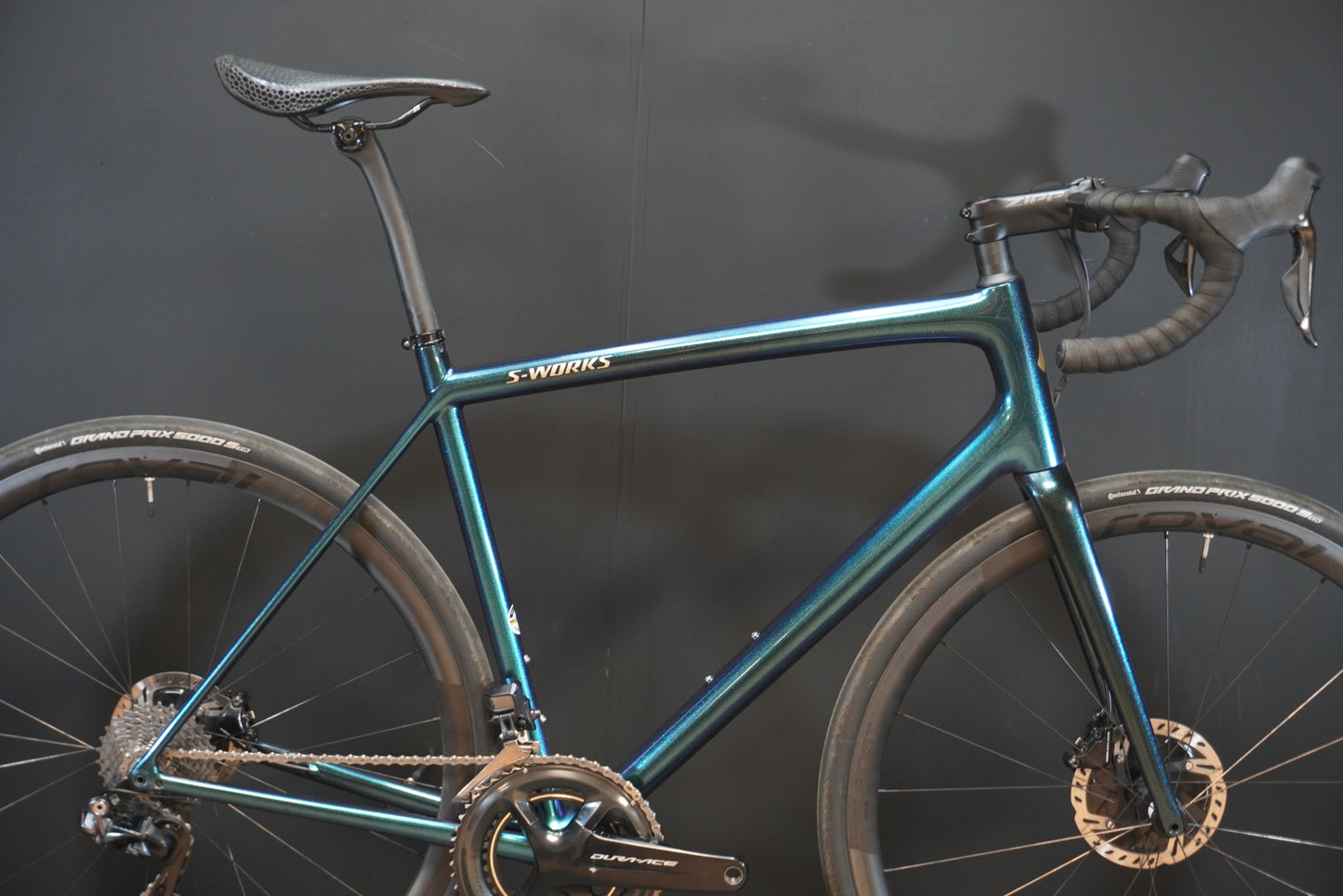 Specialized S-Works Aethos Dura-Ace Di2 & P/M Carbon Disc Road Bike 2021 - 58cm - 6.9Kg