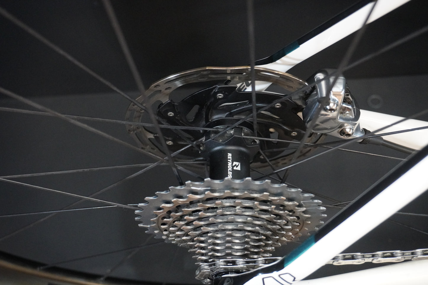 Felt AR Advanced SRAM Red AXS Carbon Disc Road Bike 2023 - 54cm