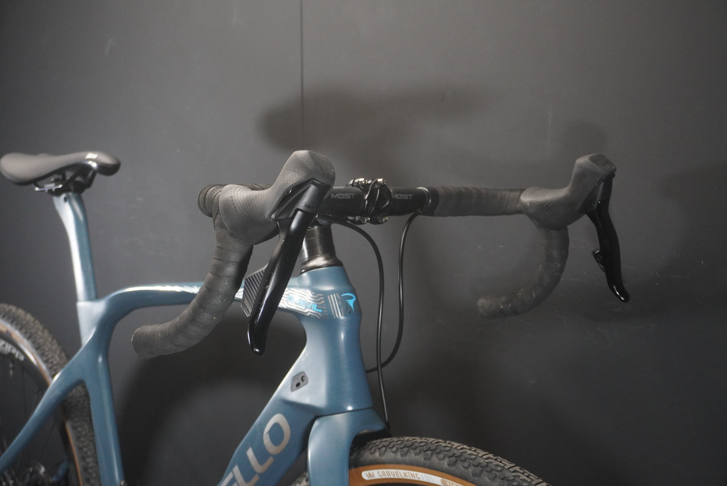 Pinarello Grevil AXS Zipp 303s Carbon Disc Gravel Bike 2020 - 56cm - Big Upgrades!