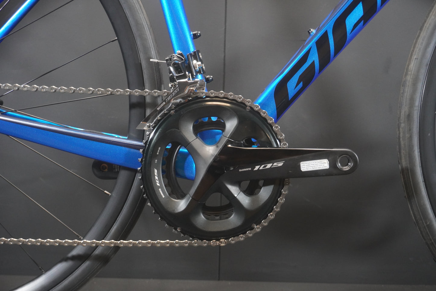 Giant Defy Advanced Pro 3 105 Carbon Disc Road Bike 2020 - M/L