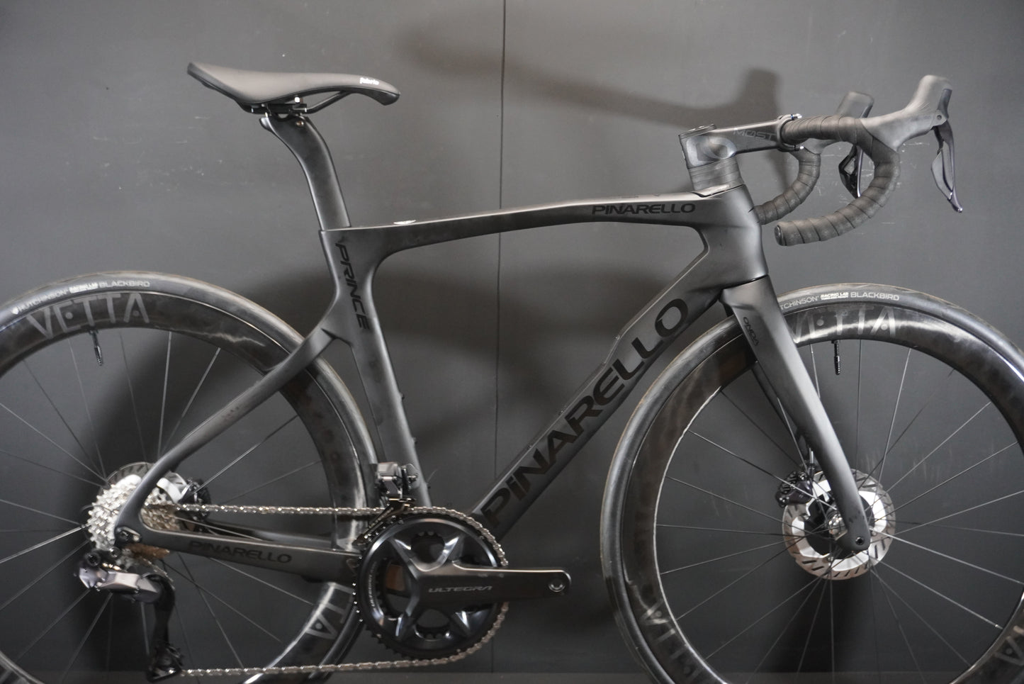 NEW Pinarello Prince TiCR Ultegra Di2 Carbon Disc Road Bike 2023 - 515mm - Full Warranty