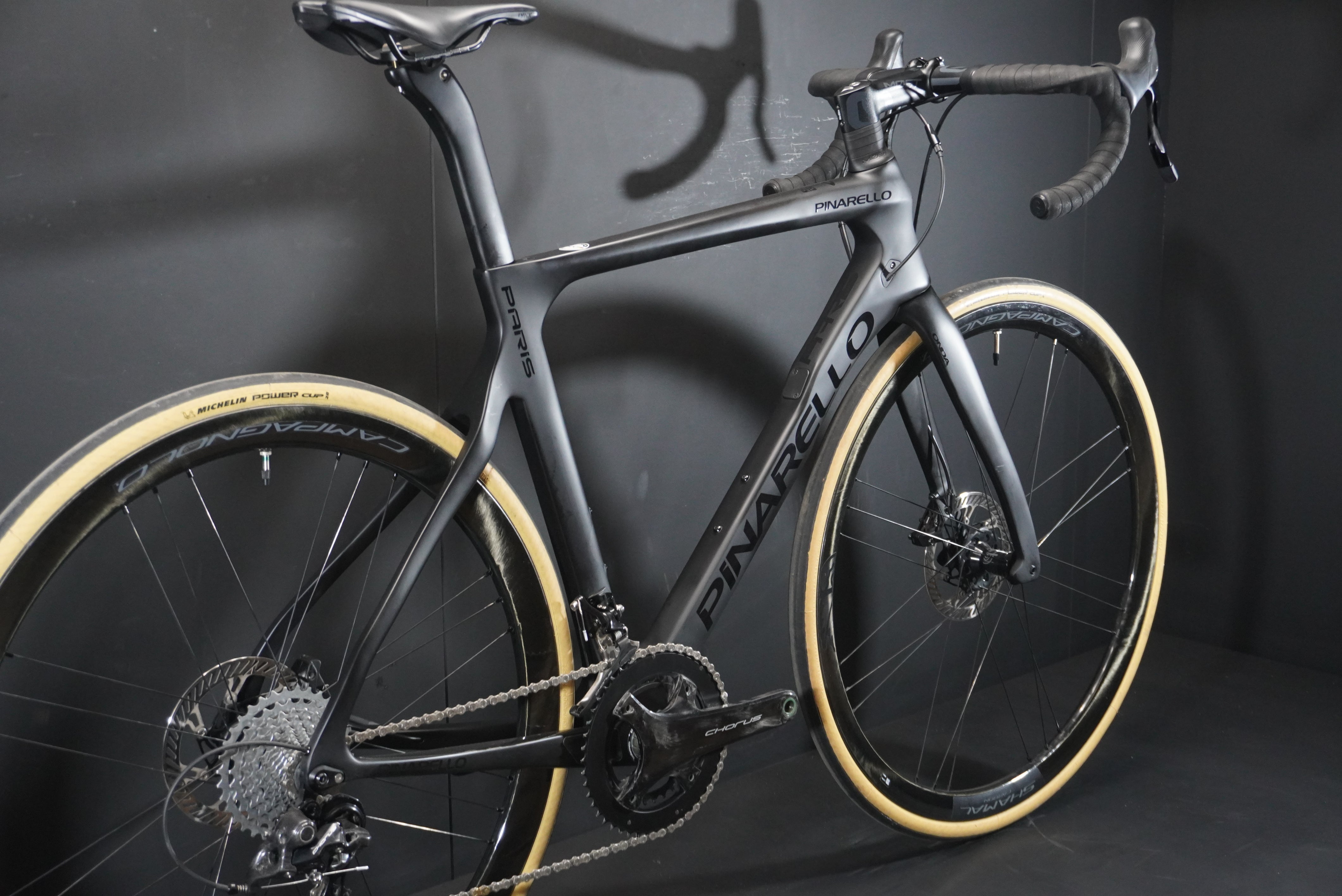 Pinarello Paris Chorus/Shamals Carbon Disc Road Bike 2023 - 53cm