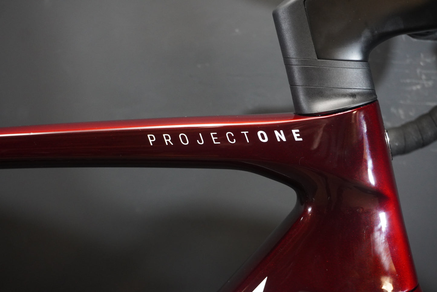 Trek Madone SLR 9 Gen 8 Carbon Disc Road Bike 2025 - M/L