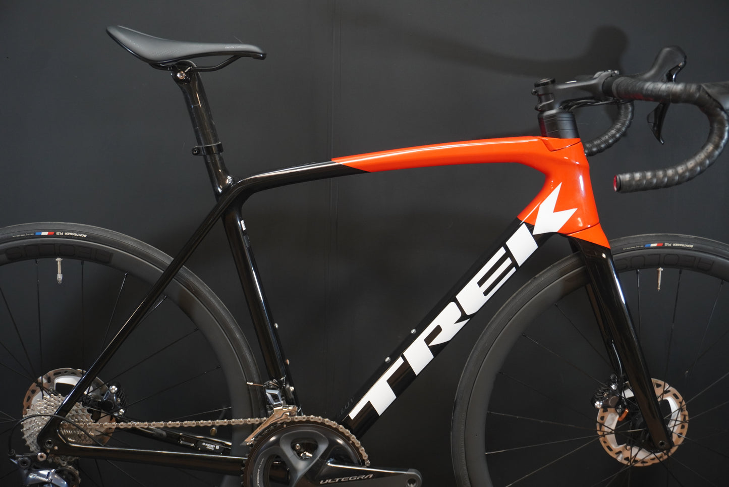 Trek Emonda SL6 Pro Carbon Disc Road Bike 2021 - 56cm