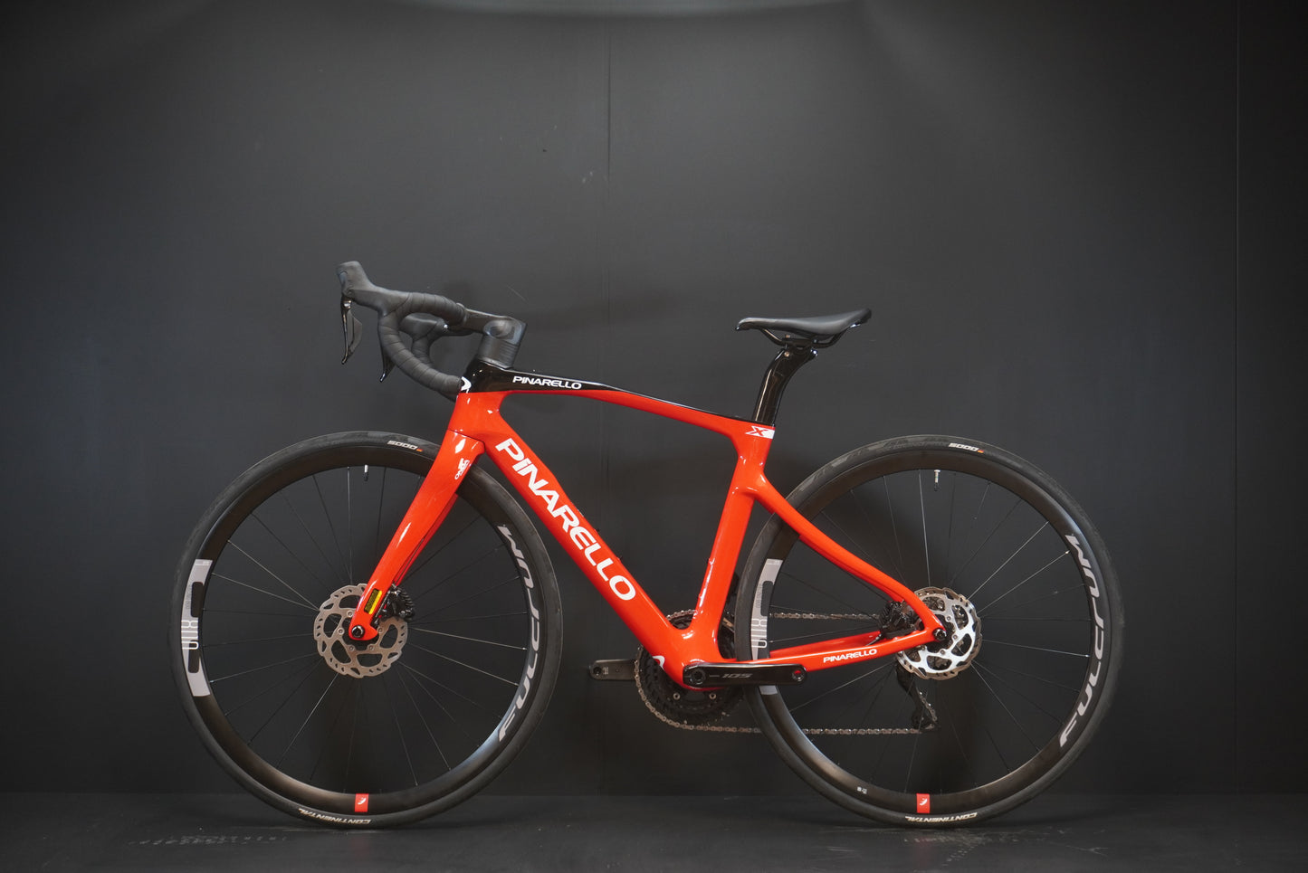 Pinarello X3 105 Di2 Carbon Disc Road Bike 2023 - 46cm
