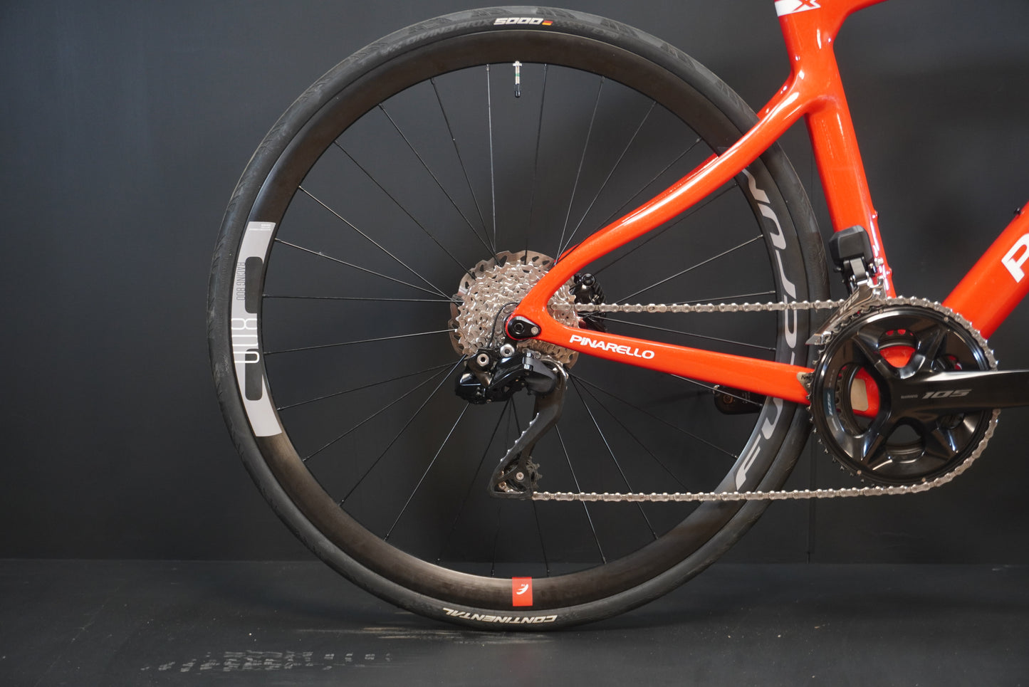 Pinarello X3 105 Di2 Carbon Disc Road Bike 2023 - 46cm