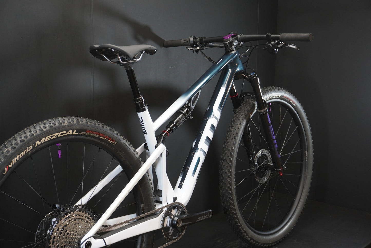 BMC Fourstroke Three Full Suspension XC Carbon Mountain Bike 2023 - Medium