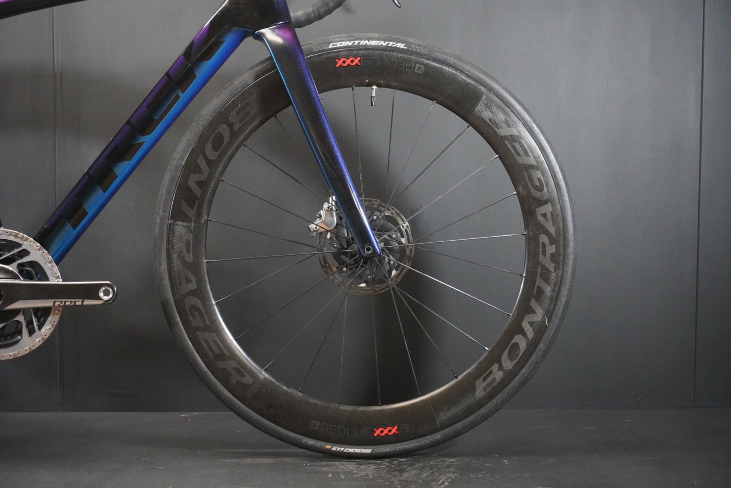 Trek Emonda SLR 9 Project ONE SRAM Red AXS Carbon Disc Road Bike 2022 - 52cm