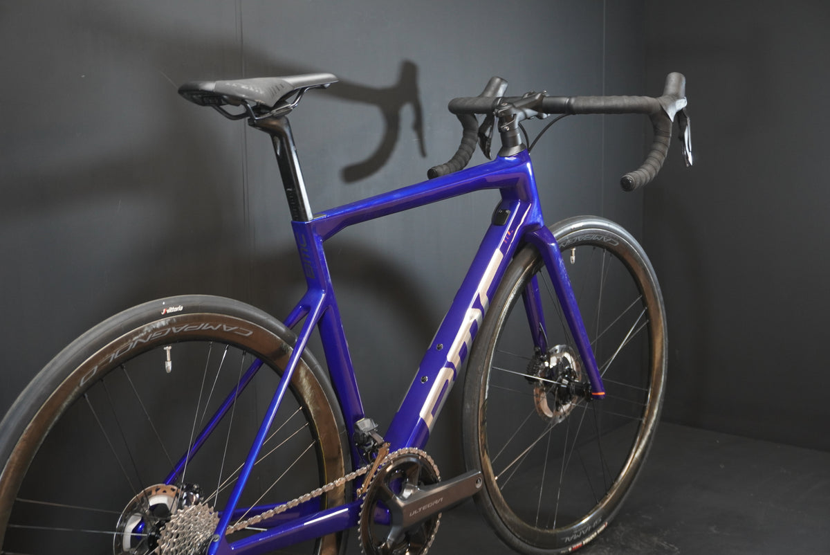 BMC Teammachine SLR3 Ultegra Di2 Carbon Disc Road Bike 2023 - 54cm