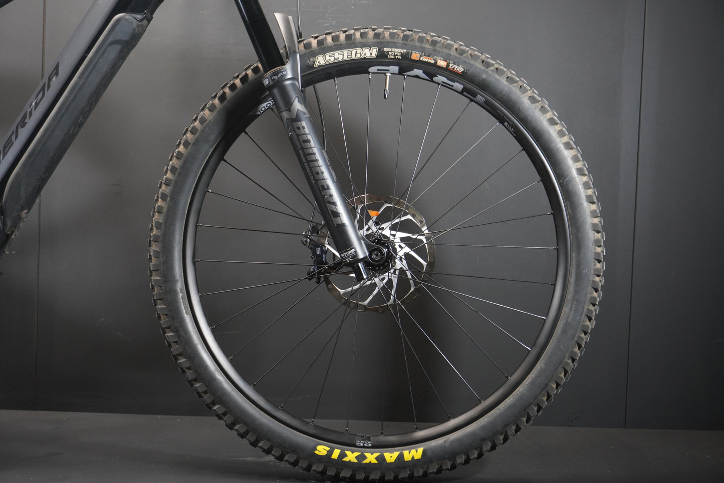 Merida E-One Sixty 8000 FS E-MTB 2020 - Medium - 129 Miles