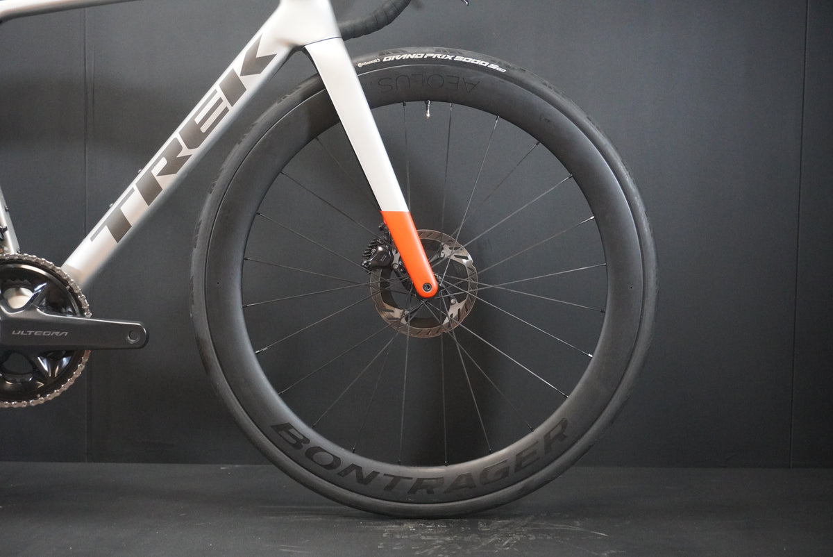 Trek Madone SL7 Gen 8 Ultegra Di2 Carbon Disc Road Bike 2024 - Medium
