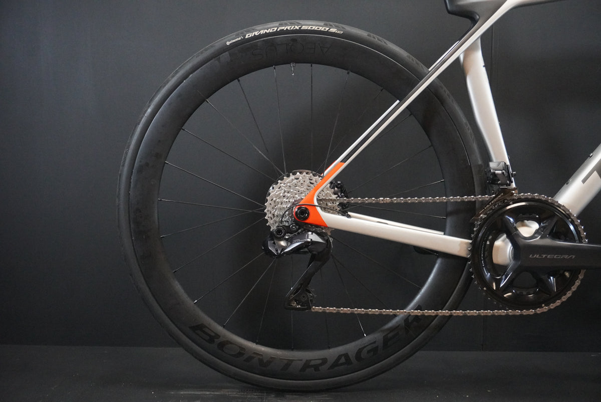 Trek Madone SL7 Gen 8 Ultegra Di2 Carbon Disc Road Bike 2024 - Medium