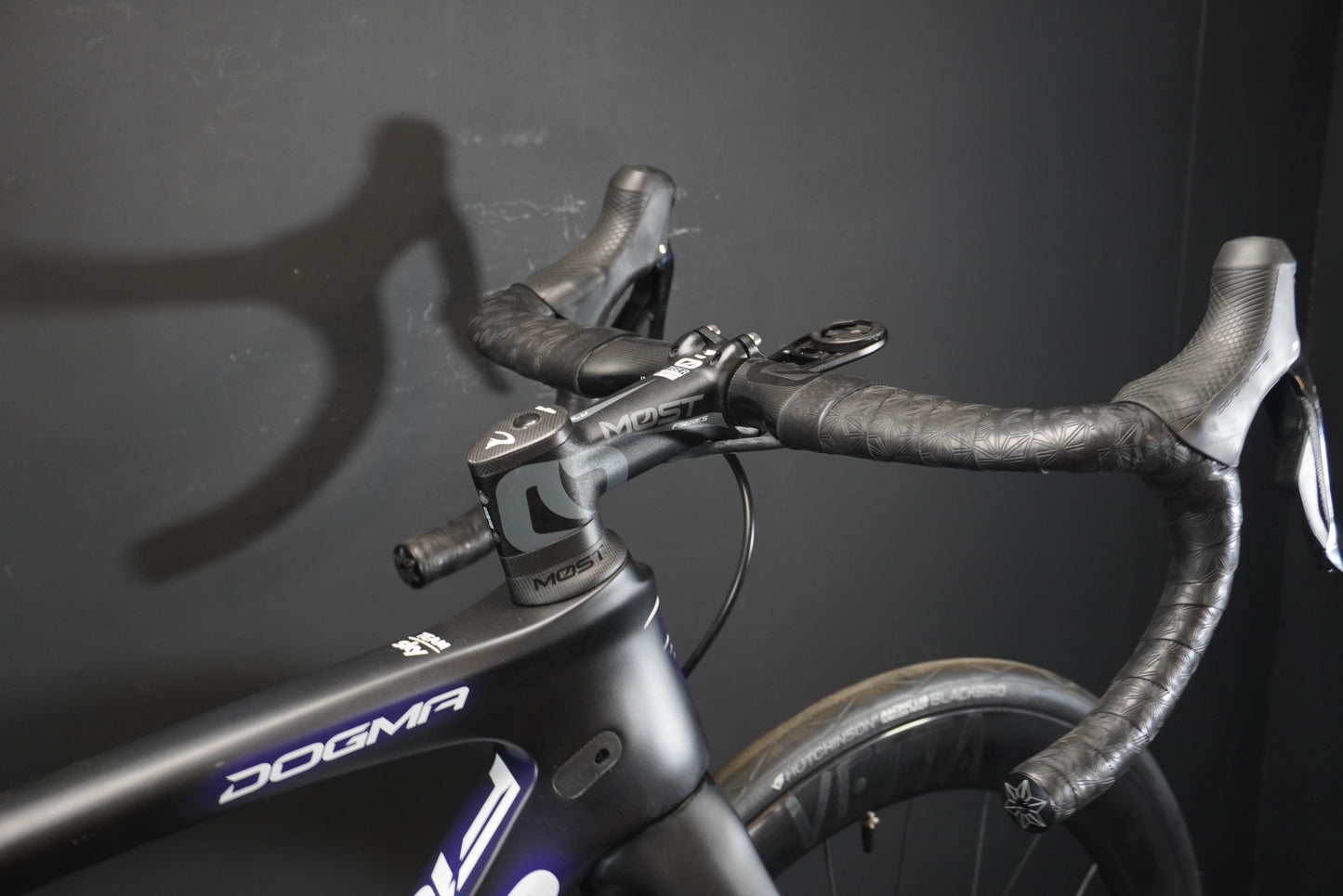 Pinarello Dogma Sky Team F10 Dura Ace Di2 Carbon Disc Road Bike - 2020 - 50cm