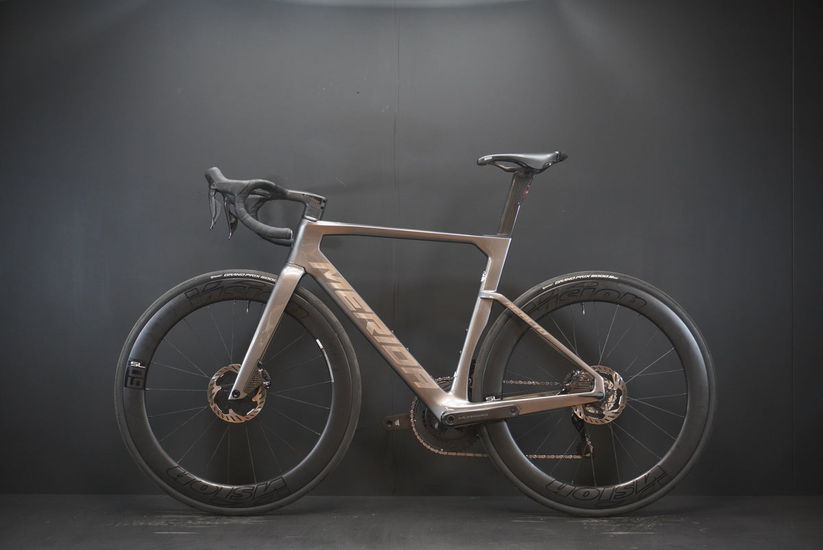 Merida Reacto Team Ultegra Di2 Carbon Disc Road Bike 2024 - Small