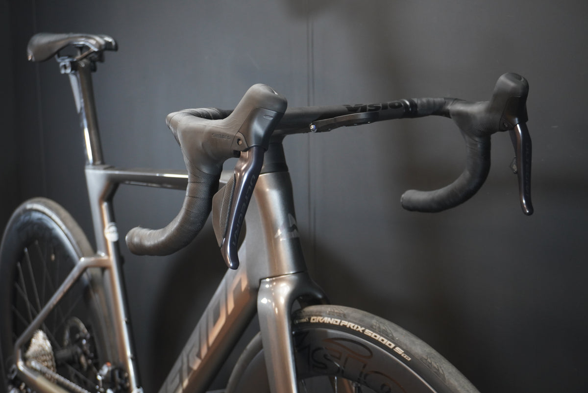 Merida Reacto Team Ultegra Di2 Carbon Disc Road Bike 2024 - Small