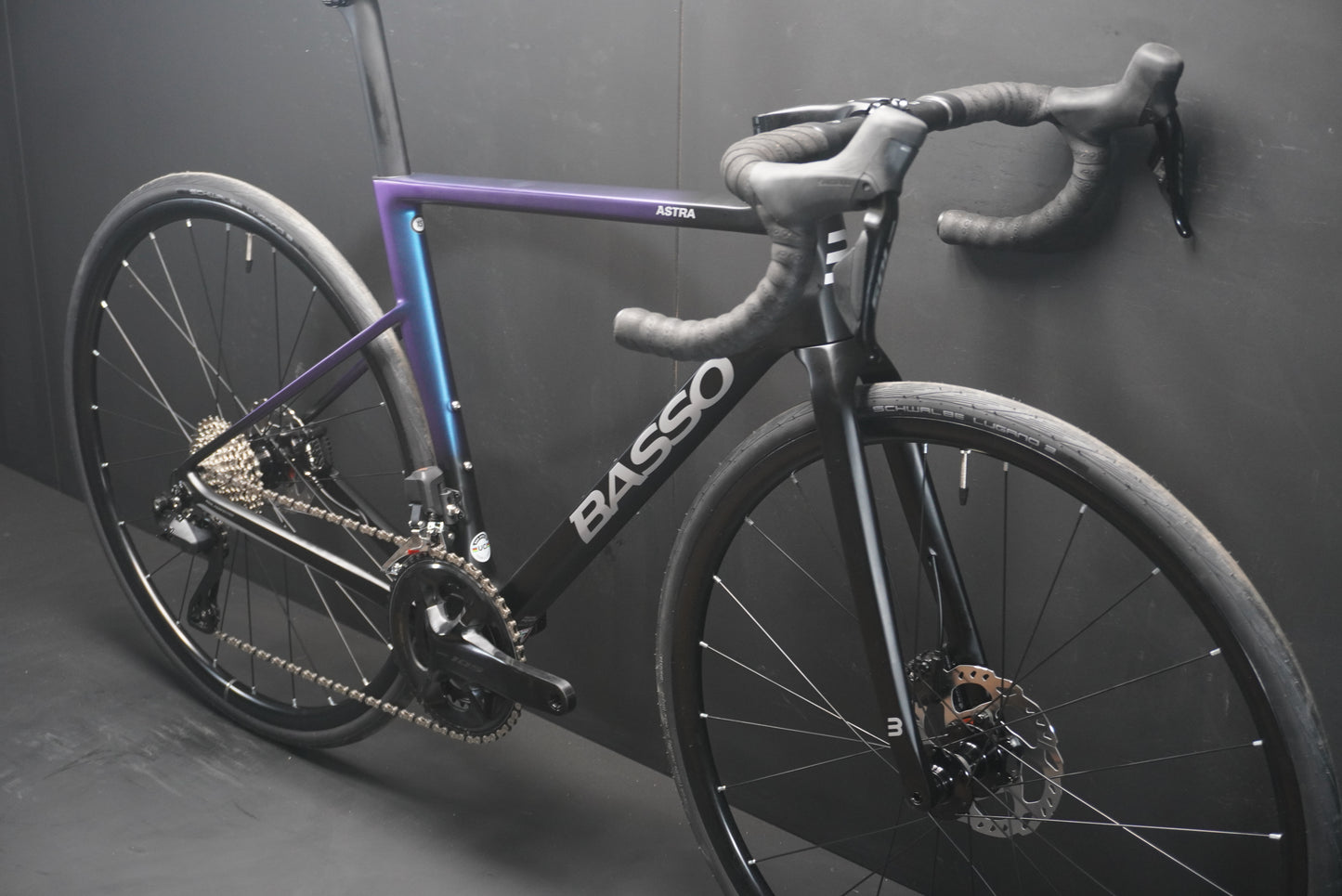 NEW Basso Astra 105 Di2 Carbon Disc Road Bike Chameleon 2025 - Various Sizes - Full Warranty