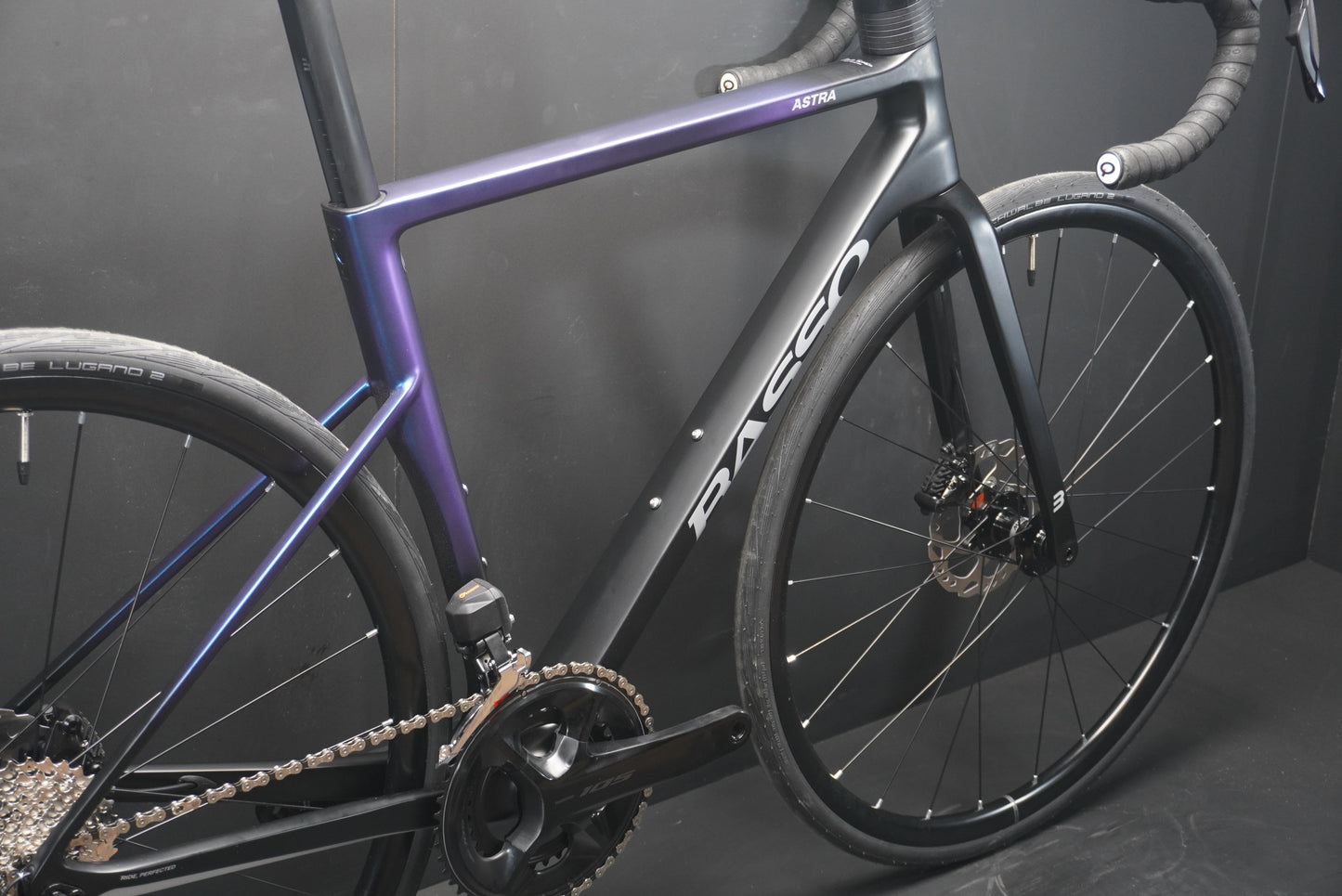 NEW Basso Astra 105 Di2 Carbon Disc Road Bike Chameleon 2025 - Various Sizes - Full Warranty