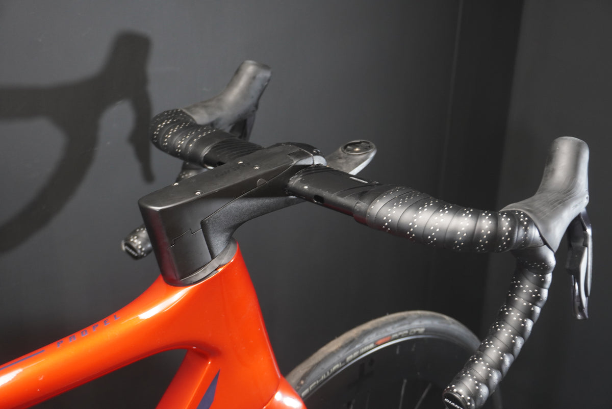 Giant Propel Advanced 2 Carbon Road Bike 2022 UPGRADED! - M/L