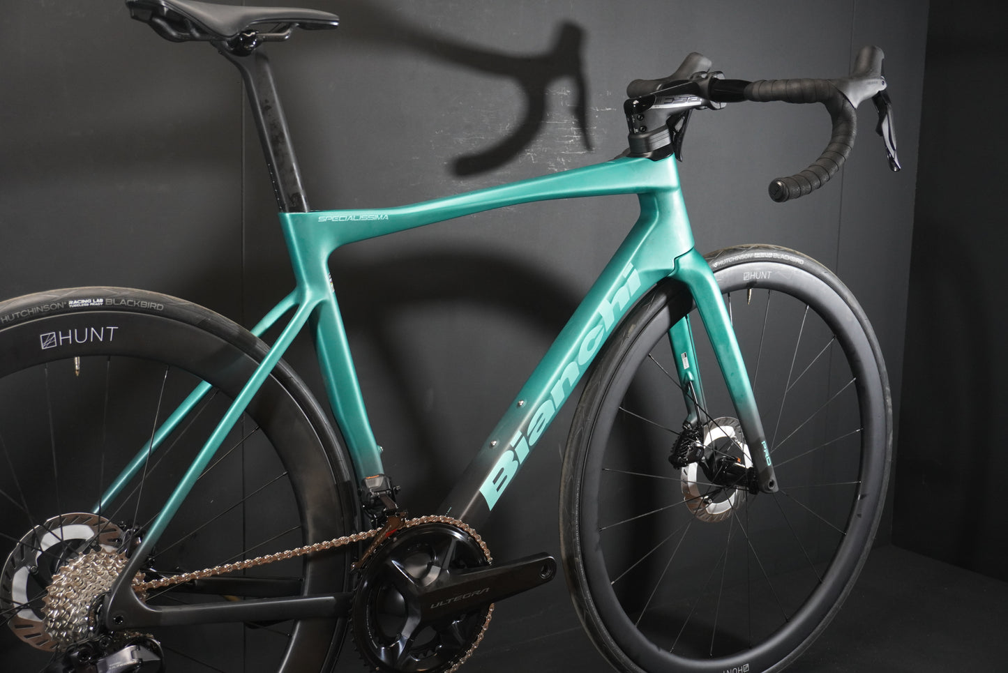 Bianchi Specialissima Pro Ultegra Di2 Carbon Disc Road Bike 2025 - 55cm